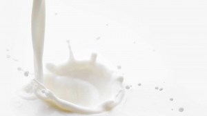 MILK Benefits: 🌿pH Correcting 🌿Anti-Aging 🌿Gentle Exfoliation 🌿Antibacterial 🌿Soothing 🌿Healing Milk Creme contains 16% natural milk components and moisturizes the driest of skins, leaving you with a youthful glow. With its combination of the alpha-hydroxy lactic acid and vitamins A and E, it gently penetrates the skin surface and helps exfoliate and release dead skin cells. This helps promote healthy skin cell turnover and reduces fine lines and wrinkles. It is non-comedogenic and absorbs