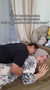 1.2M views · 10K reactions | "Di dalam pelukan pasangan, kita belajar bahwa rumah bukan tempat… tapi seseorang."殺❤️ #reels #reelsviral #istri #foryoupage #fyp #viral #tranding #iburumahtangga #reelslucu #komedi #suamiistri #suamiistrilucu #couples #videoreels #Relationship #couplecontent #Romantic #videofyp #reelsworld #LoveStory #reelfyp #reelslucu | Septiarlin Wilis Artina | Facebook