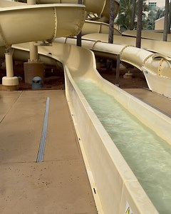 The Midlife Posh Closet on Reels