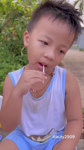 Kẹo của em mà#cocacafeken