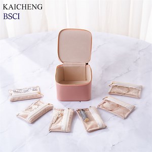 [Hot Item] Ready to Ship Customized Logo Brown Pink White PU Leather Jewelry Case Organizer Box Set with Velvet Pouch Bag