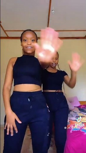 TWIN DANCE |BestOf Mavins - Overloading (Overdose) 🥰💃💃 Tiktok Trend dance challenge video BY MWIKALI