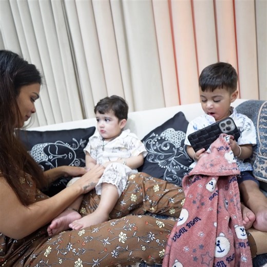 17K views · 593 reactions | Bachche Papa Ko Bahut Miss Kar Rahe Hai | Payal Malik | Facebook