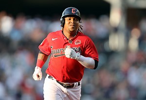 Who’s better: Jose or Manny Ramirez? Bo Naylor rising, Yu Chang leaving – Hey, Terry