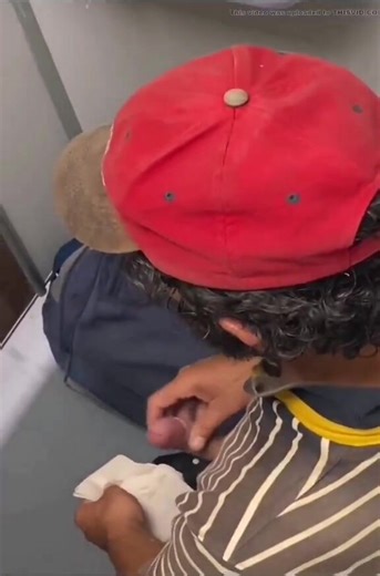 Overstall caught jerking - video 6