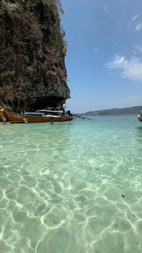 22K views · 1.5K reactions | Monkey beach, Phi phi islands️ #monkeybeach #thailand #kohphiphi #phiphiislands #phuket #krabi #beach #travel #asia #paradise #tropical #TropicalVibes #island #IslandLife #relaxation #beauty | Paradise Places on EARTH | Facebook