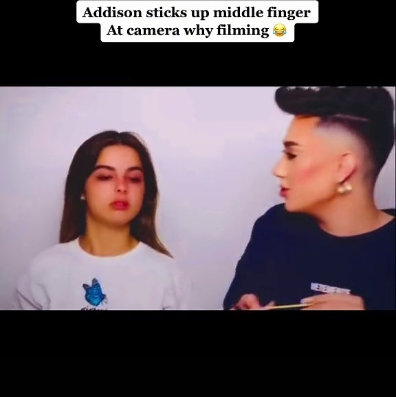 Addison sticks up the middle finger😂😂#middlefinger#addisonrae #foryoupage #fyp #foryou #makemefamouse