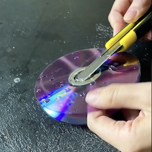 Unique crafts using repurposed CDs | Wood Mood