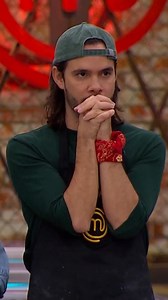 Tres parejas se quitaron el delantal negro en el reto de salvación de #MasterChefCelebrityColombia... ¿Ustedes a quiénes habrían elegido? 🧐😋 | MasterChef Colombia