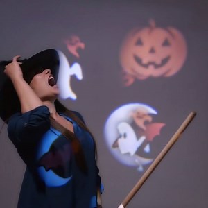 Celebra cada evento con tu Star Shower Slide Show 🎃🎄🎂💝 ¡Elige entre sus 12 diseños para usarlas todo el año! Ordena el tuyo en 👉 grupotvoffer.com | TVOFFER Guatemala