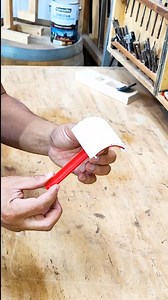 62K views · 1.5K reactions | ¿Que es un veteador y como se usa? Este es un video que les comparti hace tiempo atras. Lo subo nuevamente para todos los que han comenzado a seguir la cuenta en los ultimos meses, que son muchos. Espero que les guste! Alfredo Vega / Carpintero / DIY / Decobarriles #carpinteria #vetas #creatividad #ideas #bricolaje #manualidades #madera #ideas | Decobarriles | Facebook