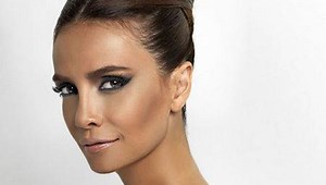 Ruslar en güzel Türk kadın oyuncuyu seçti