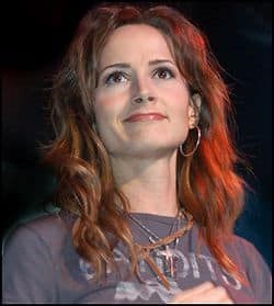 Chely Wright Fans Launch Petition To Get Openly Gay Country Star Invited Back To Grand Ole Opry: VIDEO - Towleroad Gay News