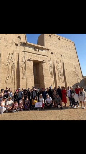 Nje udhetim i jashtezakonshem! RETH E RROTULL EGJIPTIT NE LUMIN NIL. | Diamond Vector - Travel