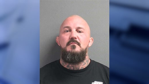 Florida man arrested after shooting into crowd of rival motorcycle gangs at gas station: police