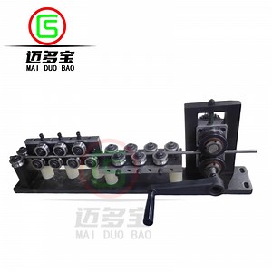 [Hot Item] Suitable for 3mm Metal Wire 14-Wheel Easy Hand-Operated Straightener with Handle and Single-Side Opening and Closing