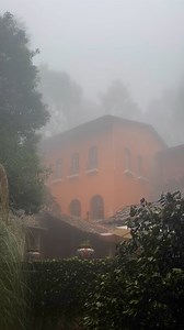 Días de neblina en Agua Morada, un espectáculo natural único. | Agua Morada Hotel y Restaurante