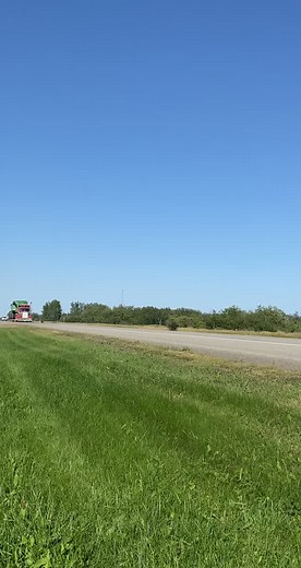 Caught @BigRed19755 slippin through the praries #freedomconvoy2022 #freedomcanada #canada #trucksoftiktok #heavyhauler #saskatchewan #truckersoftiktok #johndeere #prairie