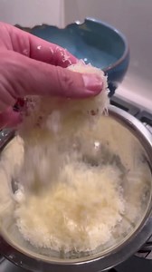 37K views · 1.5K reactions | ALFREDO! Manteiga e parmesão, simples assim! E aí, deu vontade? | Leo Young | Facebook