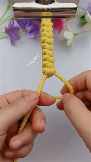 Snake Knot Bracelet Tutorial (Essential Rope Braiding)