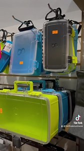 💦‼️NEW STOCK‼️ Geckobrand WATERPROOF Dry Bags, Duffels, Phonebags, Fannypacks, Cooler bags, Beach Totes & Boxes💦#geckobrands #fishfinder #fishfindersuriname | Fish Finder- fishing and outdoors