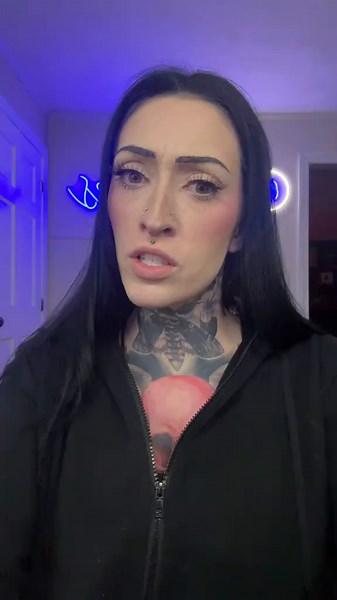 Glamorous Makeup Transformation with Sally Sparrow & FreakshowFX13