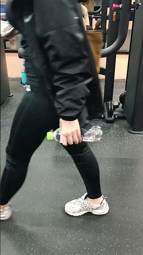 Voyeur gym girl Part 2