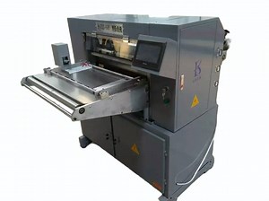 [Hot Item] Self Adhesive Paper Car Window Curtain Blinds Pleating Pleated Machine