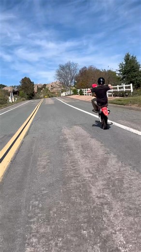 White phethanfix?! #wheelie #automobile #crf150