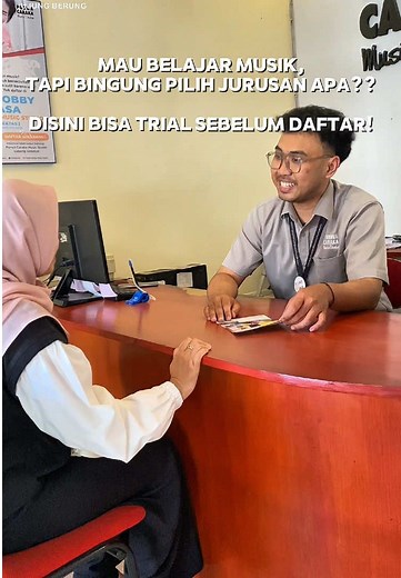 Ini dia salah satu cabang PCMS Bandung, yaitu PCMS Ujung Berung🎸🥁🎹 Bisa trial gratis sebelum daftar lho! Apa aja sih keunggulan Les musik di PCMS?🤔 Tonton Full Videonya ya! Gabung sekarang juga bersama Purwa Caraka Music Studio! Hubungi Nomor WhatsApp tertera atau kunjungi Link In Bio untuk cabang terdekat! #sekolahmusikbandung #lesmusikbandung #infobandung #bandung #lesmusik #purwacarakamusicstudio