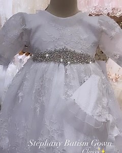 So beautiful  Stephany Gown // size: UNIC, $249 | Petite Monet | Facebook