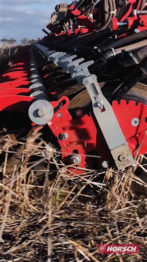#HORSCH Avatar 18 MD with Tripletank during sowing season in Australia // Avatar 18 MD mit Tripletank bei der Aussaat in Australien 😍🇦🇺 #aussaat #sämaschine #landwirtschaft #landwirtschaftweltweit #seeding #seeddrill #farming #tractor | HORSCH