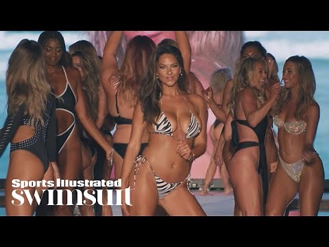 2022 Sports Illustrated Swimsuit Runway Show from PARAISO Miami Beach | Sports Illustrated Swimsuit