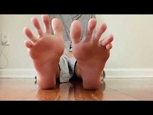 Asian long toes spread - Super smooth soles