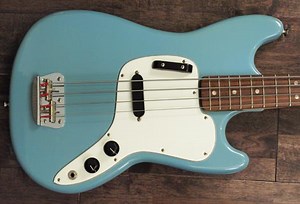 1973 Fender Musicmaster bass