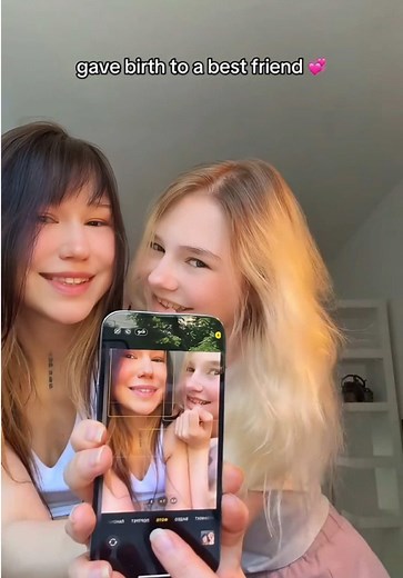 Fan Compilation: Dollower Highlights for Dasha