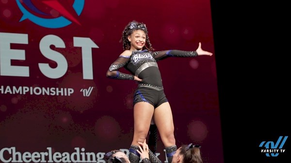 Tri Town Competitive Cheerleading Black Ice Hits Their Day 2 Performance!
