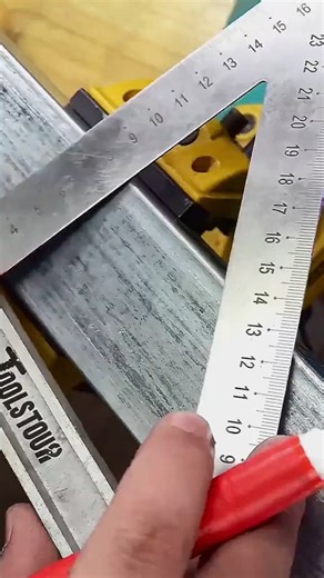 7.6K views · 25 reactions | How to bend square tube at 90 degree angle! #toolstour #tube #welder #weldering | Rewind Icons | Facebook