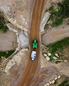 13K views · 37 reactions | 5M jest gotowy do bycia ulubionym sprzętem w Twoim gospodarstwie . Sprawdź dlaczego już od 18-19 maja na #ZieloneAgroShow w Ułężu ☘️ Znajdziesz go na stoisku 1️⃣9️⃣ u naszego dealera Wanicki Agro. Pamiętaj, żeby odwiedzić też Fricke Maszyny Rolnicze na stoisku 2️⃣5️⃣.  | John Deere | Facebook