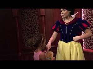 Meeting Snow White at Disneyland