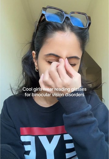 Started at 28 & never going back! What are binocular vision dysfunction glasses? I started wearing reading glasses with prism to reduce my eye strain, headaches, double vision and difficulty focusing at near 😩 If these symptoms sound familiar, see your optometrist or eye care provider for a binocular vision assessment to understand the root cause. Your prescription will be specific to your symptoms - and proper measurement and frame fitting are just as important as the exam itself! #binocularvi