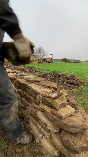 Exploring Dry Stone Construction Techniques