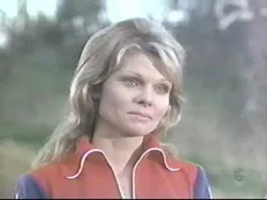 Cathy Lee Crosby as Wonder Woman Clip