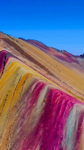 Hot flushes aren’t “just part of menopause.” They have very real triggers, and once you know what they are, you can work to reduce them dramatically. In Chinese medicine we look at balancing yin and yang in a woman’s body. Yang is the hot, active energy, while yin (which gets depleted in menopause) is the cooling and nourishing part of our bodies. So in treatment I always look to nourish the yin to help cool down the body and reduce hot flushes whilst still maintaining the yang (active energy as