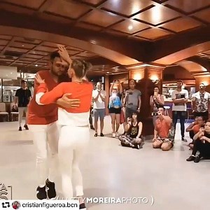 52K views · 706 reactions | Buena música   Y un baile con calidad técnica fenomenal, así se expande nuestro genero bachata por todo el mundo   “Pero que chulo que chevere “ @cristianfigueroa.bcn #estumayimbe #anthonysantos #tubachatu | Anthony Santos | Facebook