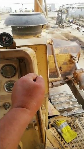 Driving D8L CAT Bulldozer