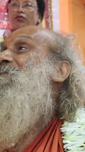 32K views · 1.1K reactions | সাধু বাবার অলৌকিক শক্তি নাকি শুধুই বিশ্বাস? | Hello India Bangla | Facebook