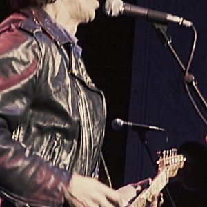 298K views · 91 reactions | Anlässlich des 30. Jubiläums von MAIN OFFENDER wird Keiths zweites Soloalbum am 18. März wiederveröffentlicht und beinhaltet zusätzlich das zuvor unveröffentlichte „Winos Live In London“-Konzert von '92! Das Album erscheint als CD, limitierte rote Vinyl, Super-Deluxe 2LP Boxset und digital. Jetzt vorbestellen! | Keith Richards | Facebook