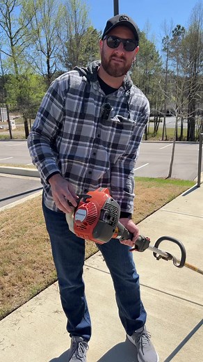 1.9K views · 27 reactions | Oddly satisfying lawn edging with these rotary scissors. #satisfying #oddlysatisfying #satisfyingvideo #lawnedging #lawncare | Green Industry Podcast with Paul Jamison | Facebook