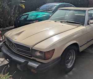 Question about lug bolts/studs nuts (380SL)